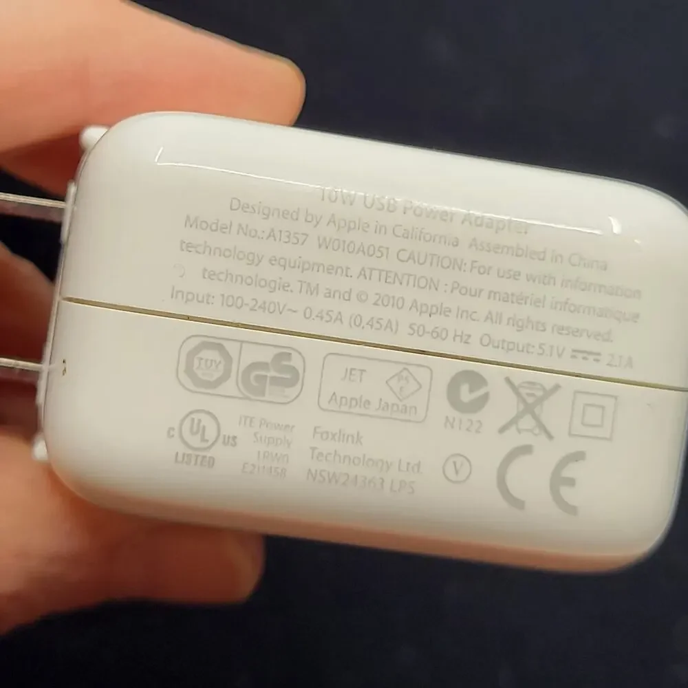 Apple A1357 10W Power Adapter Wall Charger White